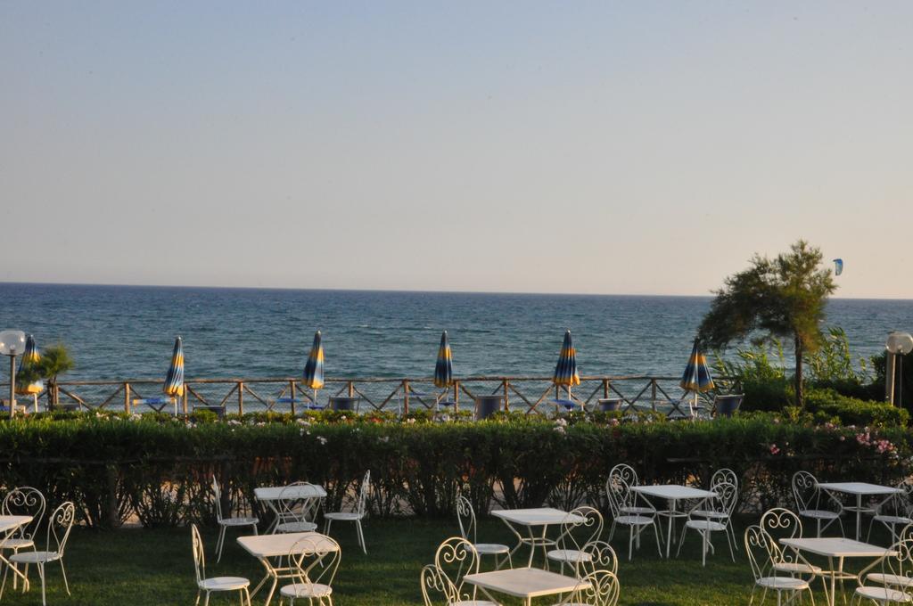Settebello Village Lido Di Fondi Εξωτερικό φωτογραφία