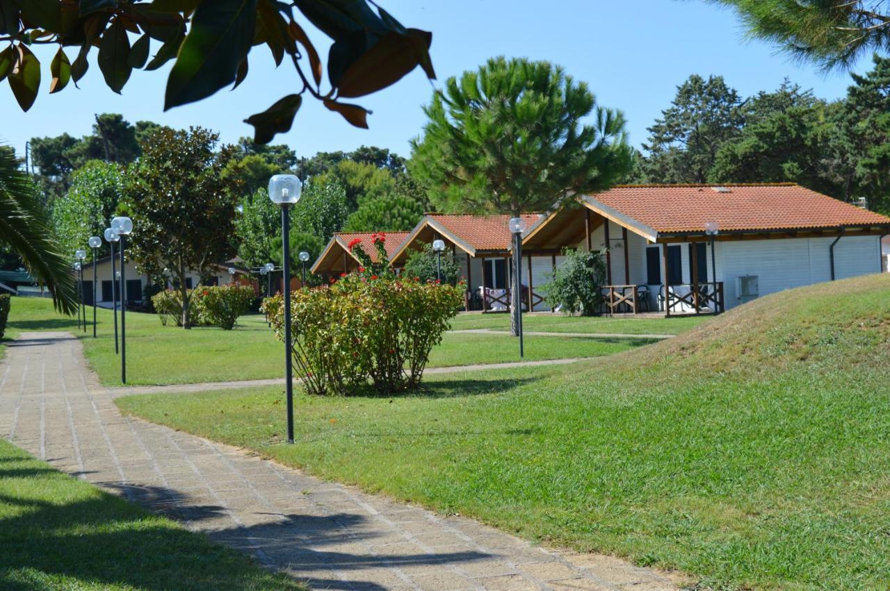 Settebello Village Lido Di Fondi Εξωτερικό φωτογραφία